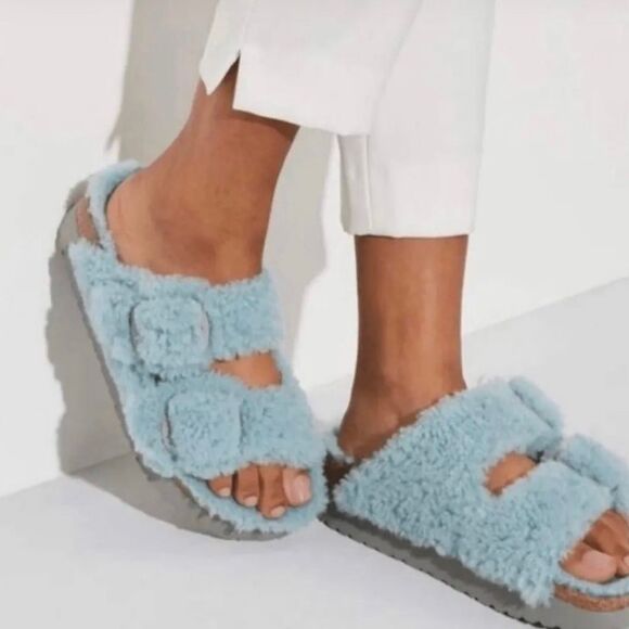 Birkenstock Shoes - NWT Free People × Birkenstock
Arizona Teddy Shearling Sandals size 36, 38, 40